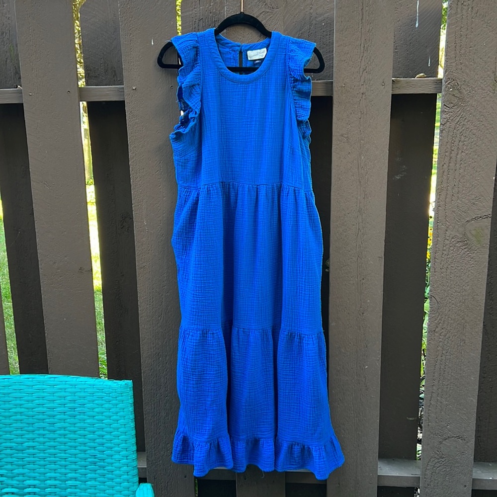 Universal Thread ruffled maxi dress size Large